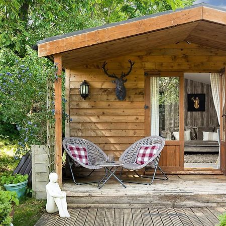 The Log Cabin With Private Hot Tub, Bath Villa Kültér fotó